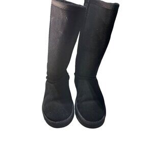 UGG Australia Womens Classic Tall Black Sheepskin Boots W6